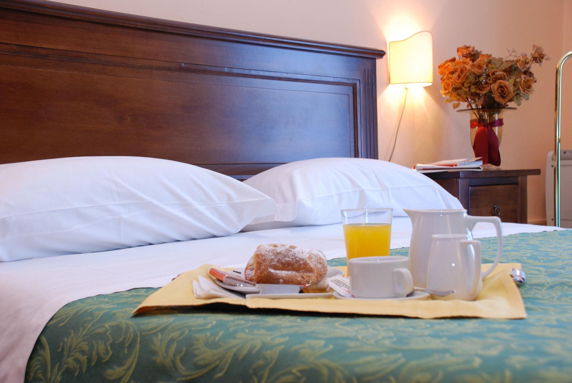 Hotel Del Centro 3*