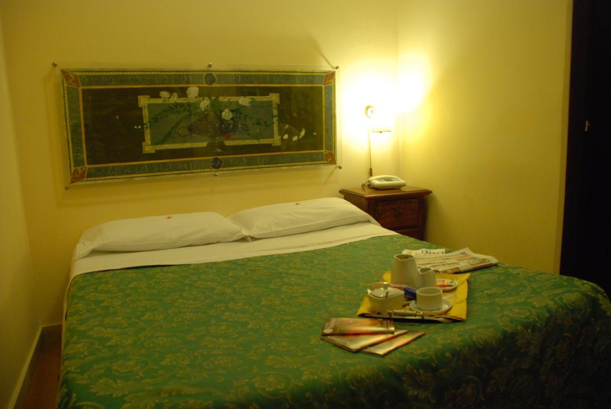 Del Centro Hotel 3*